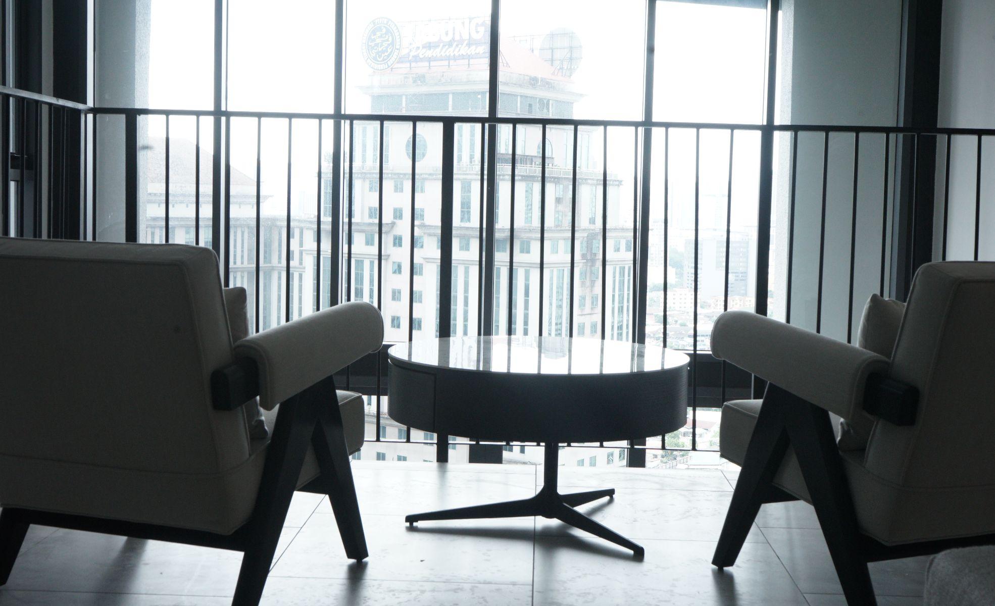 Business Center Isola KLCC Hotel